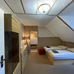 Veveří Hotel Veverska Bityska