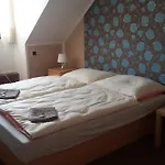 Veveří 2*