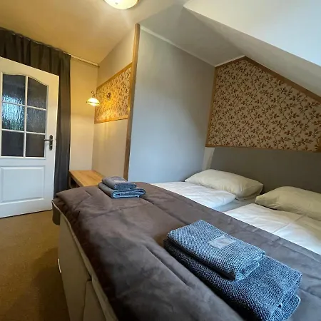 Veveri Hotell 2*