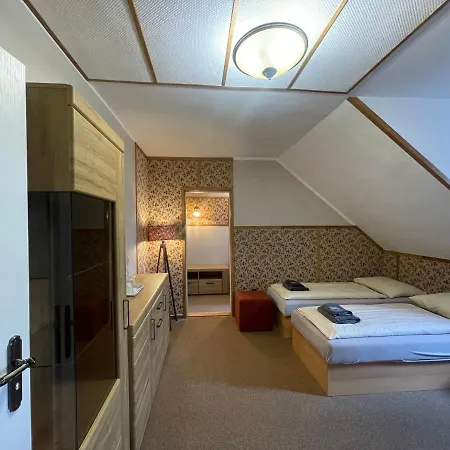 Veveri Hotell Veverska Bityska