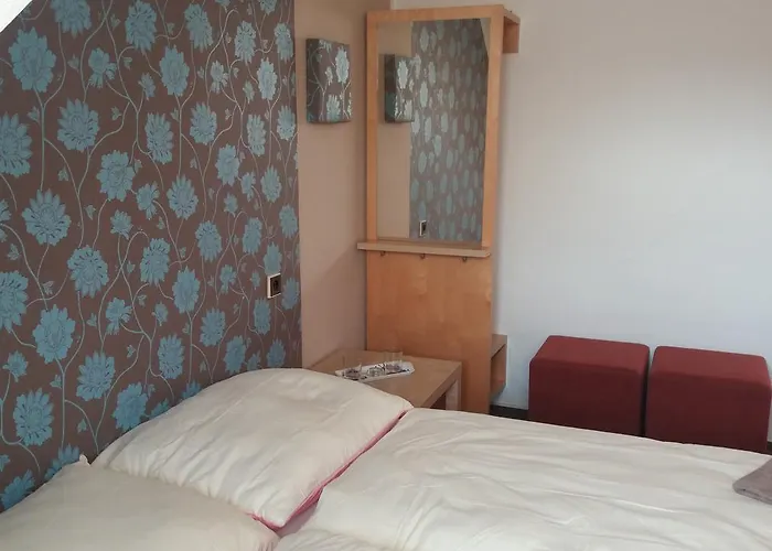 Veveri Hotell